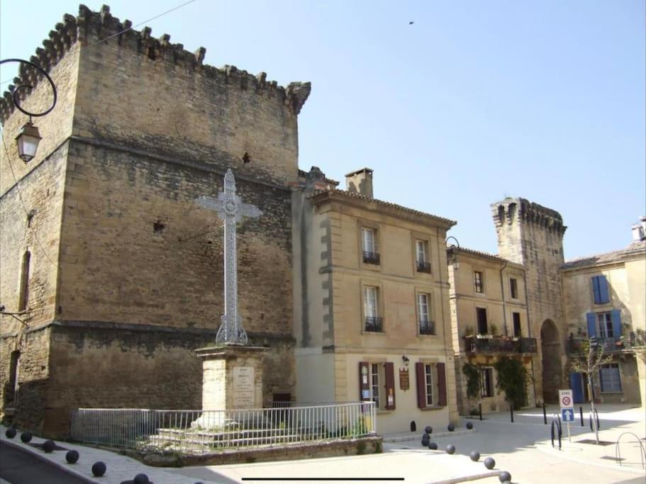 Chez Lydia - Osez La Vie De Chateau ! Pont Du Gard, Uzes Remoulins Exterior photo
